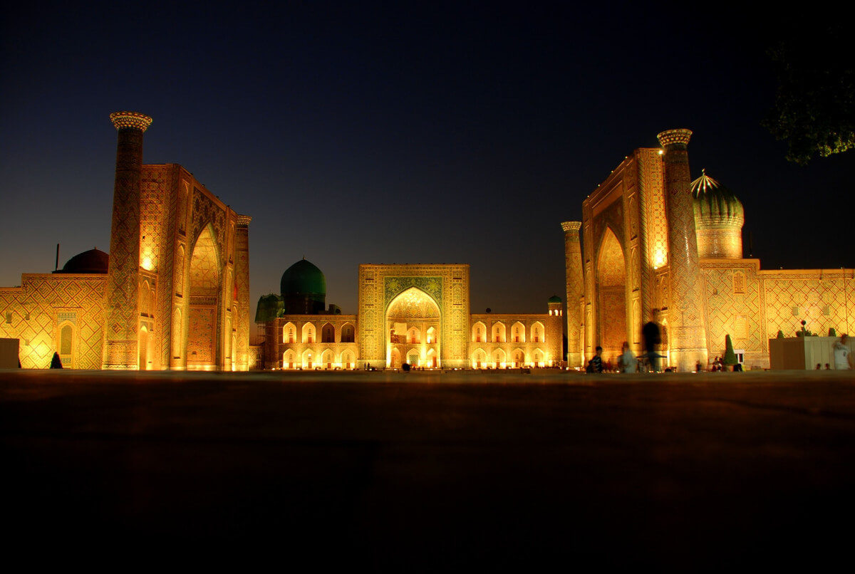 Площадь Регистан, Самарканд